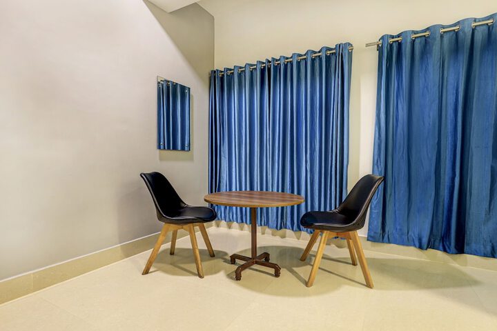 Room 12 of 34