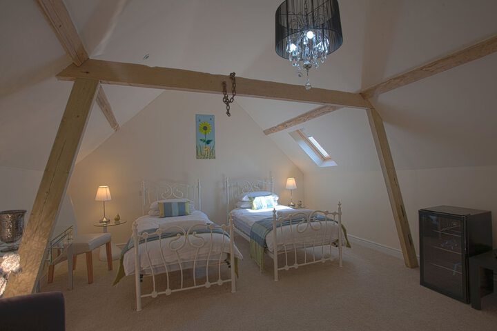 Room 25 of 167