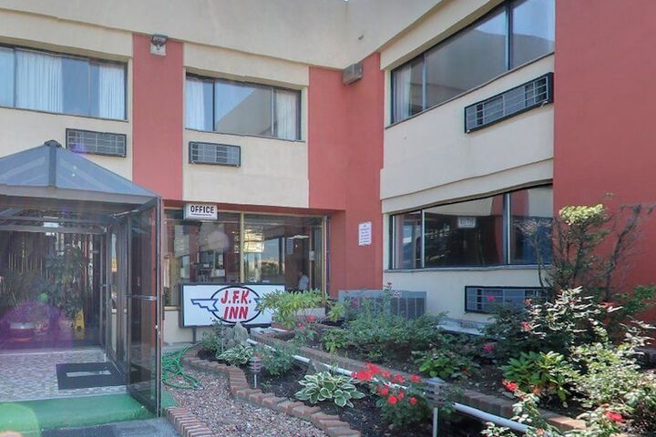 Hotel 33 of 37