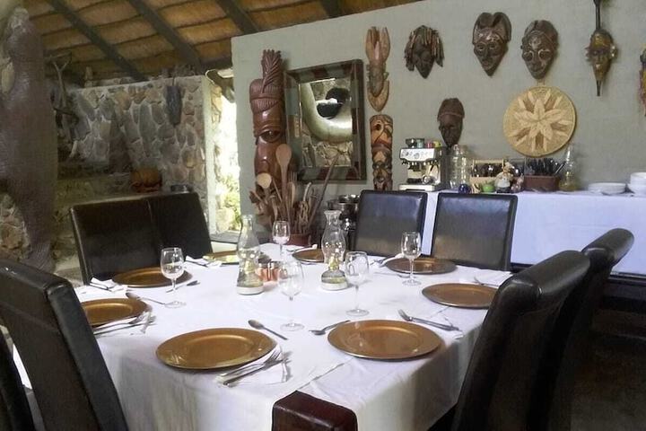 Dining 40 of 72