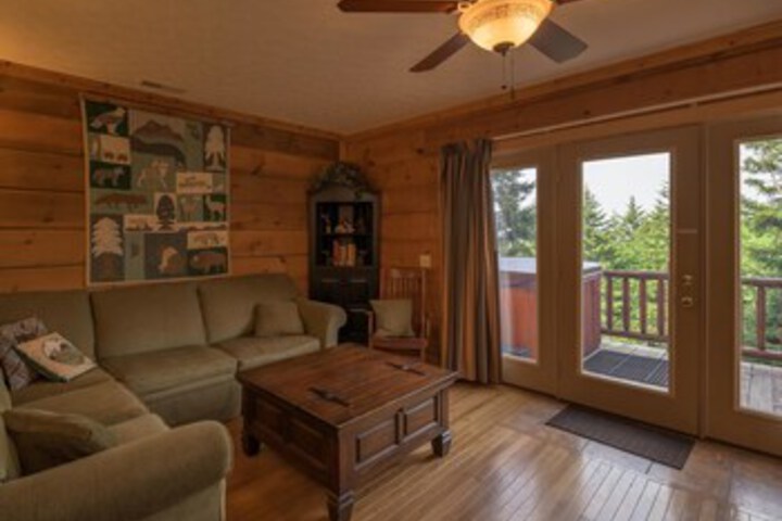 Room 10 of 23