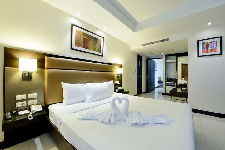 Room 13 of 39