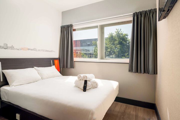 Photo of easyHotel Milton Keynes