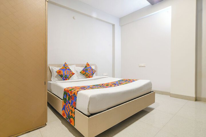 Room 20 of 38