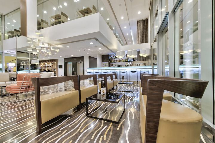 Hotel Interior 4 of 100