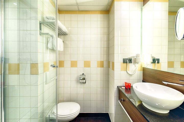 Clean Restrooms