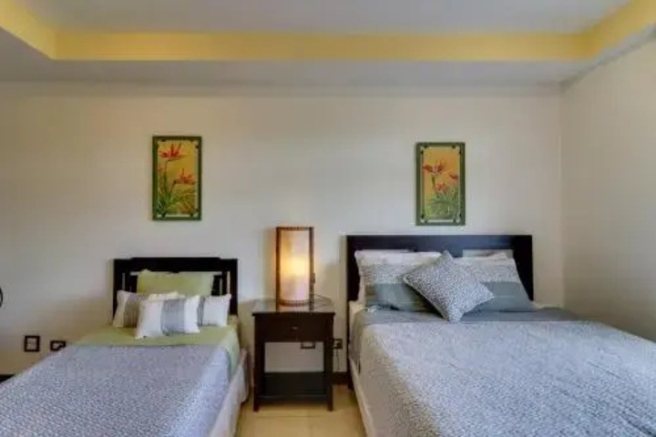 Room 2 of 26