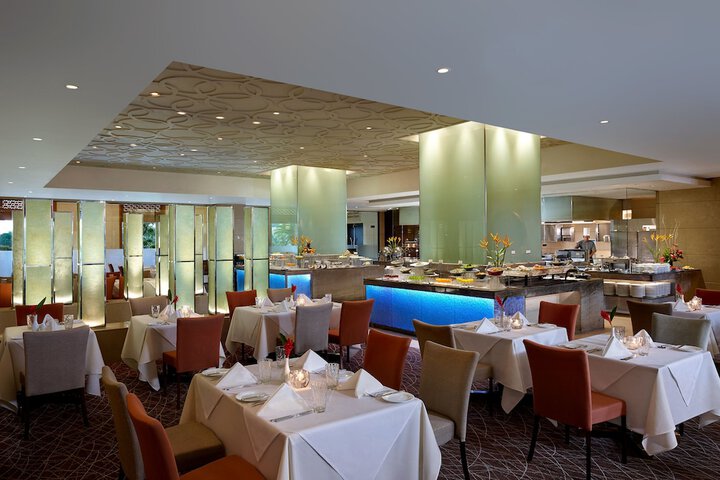 Dining 67 of 89