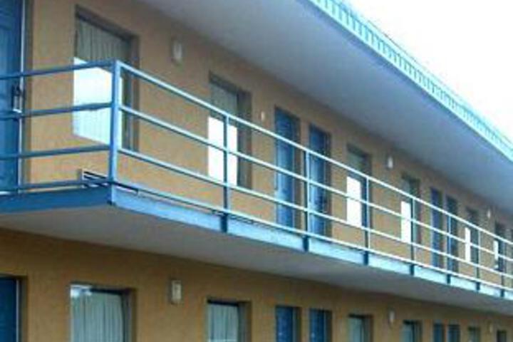 Hotel 2 of 5
