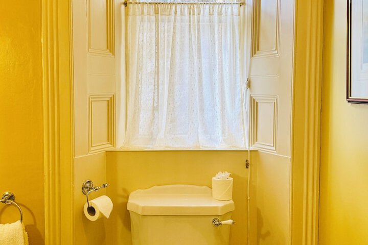 Room 78 of 99