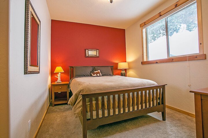 Room 7 of 20