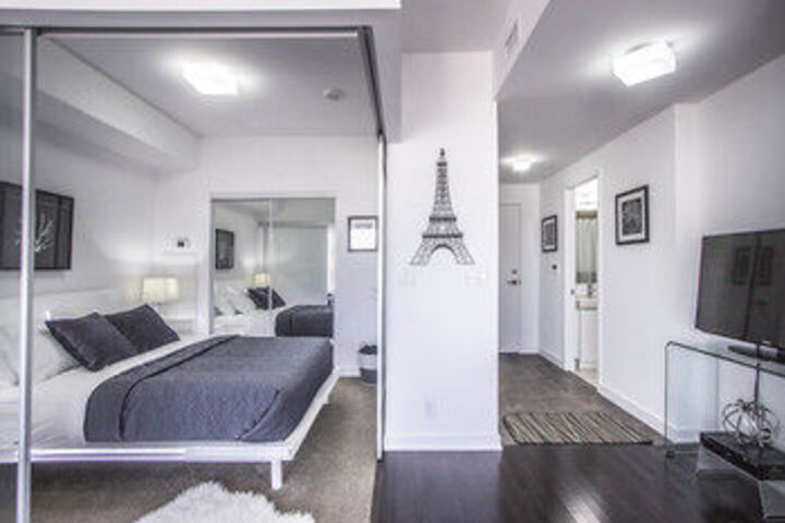 Room 11 of 29