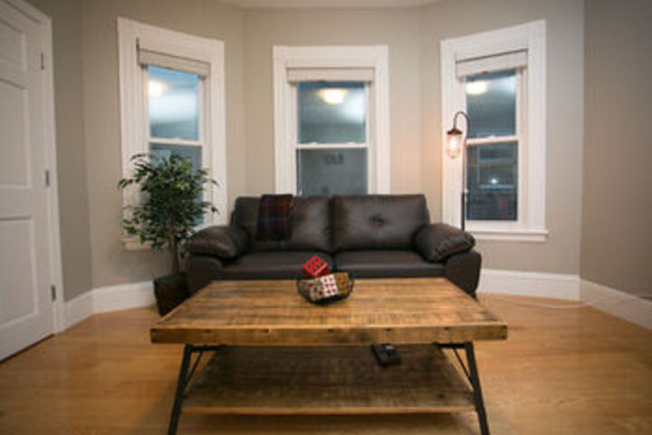 Exterior of Hip 5BR in Cambridge by Sonder