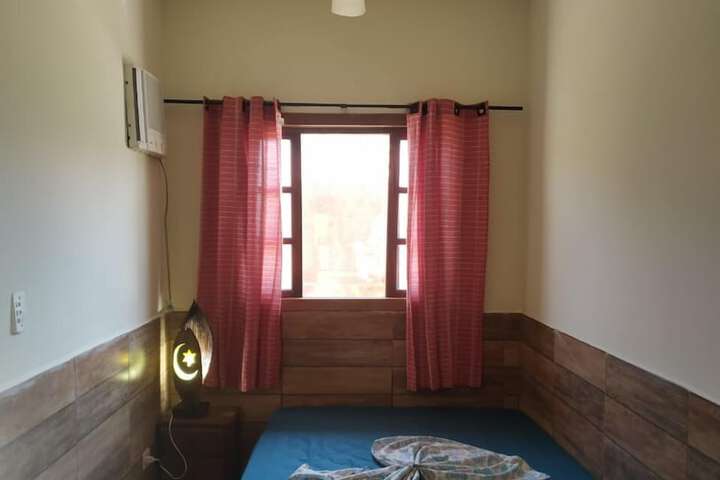 Room 6 of 29