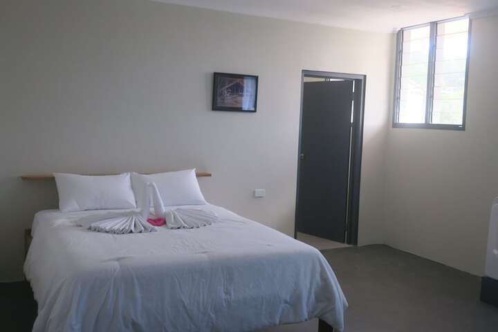 Room 4 of 41