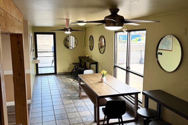 Hotel Interior 5 of 37