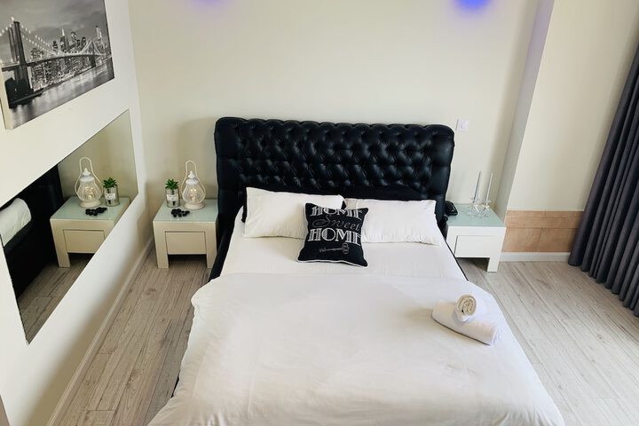 Room 7 of 56