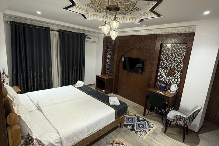 Room 26 of 64