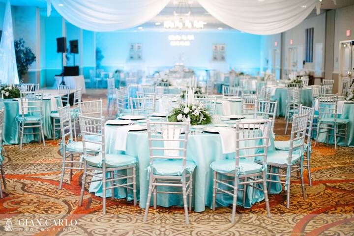 Banquet hall
