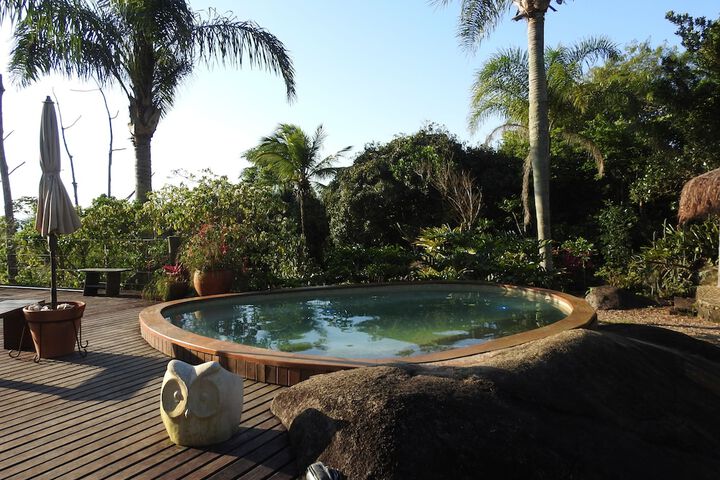 Hotel Pool