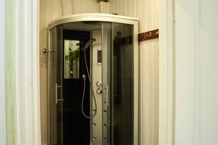 Room 41 of 57