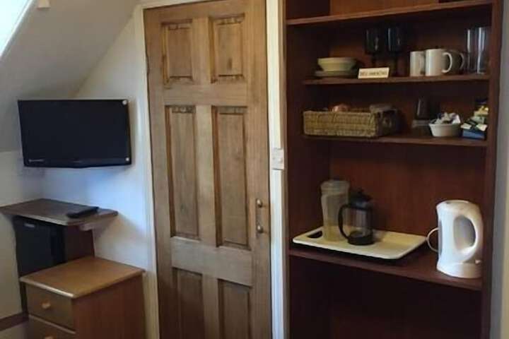 Room 18 of 44