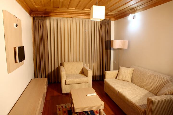 Room 16 of 83