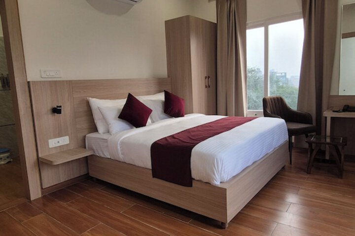Room 22 of 36