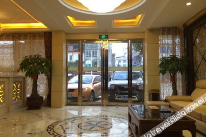 Hotel Interior 11 of 36