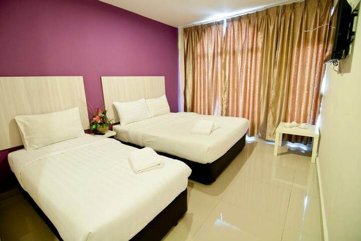 Room 8 of 41