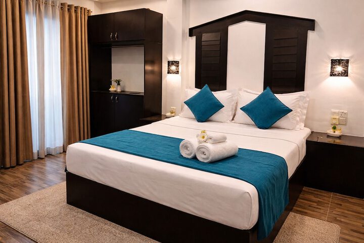 Room 7 of 38