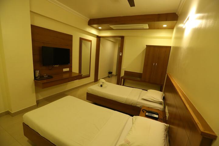 Room 6 of 22