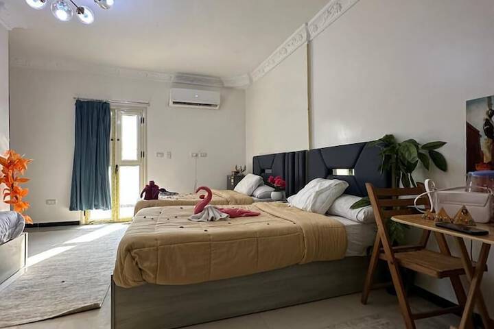 Room 27 of 44