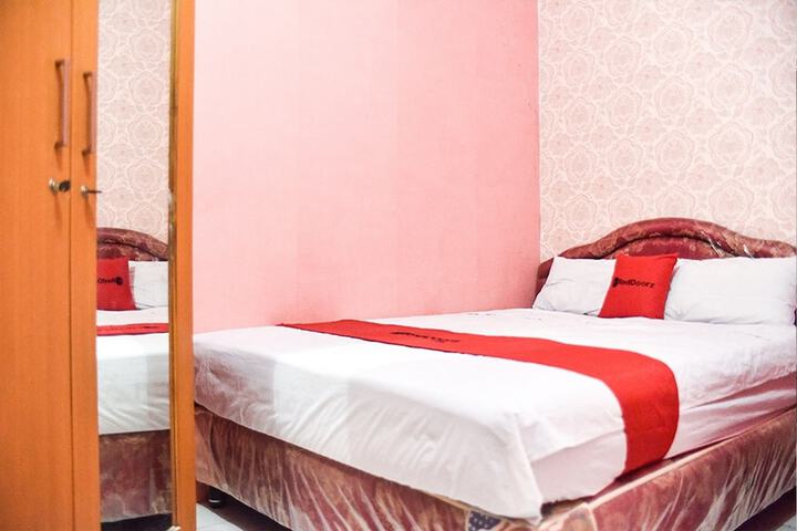 RedDoorz at Pettarani Square