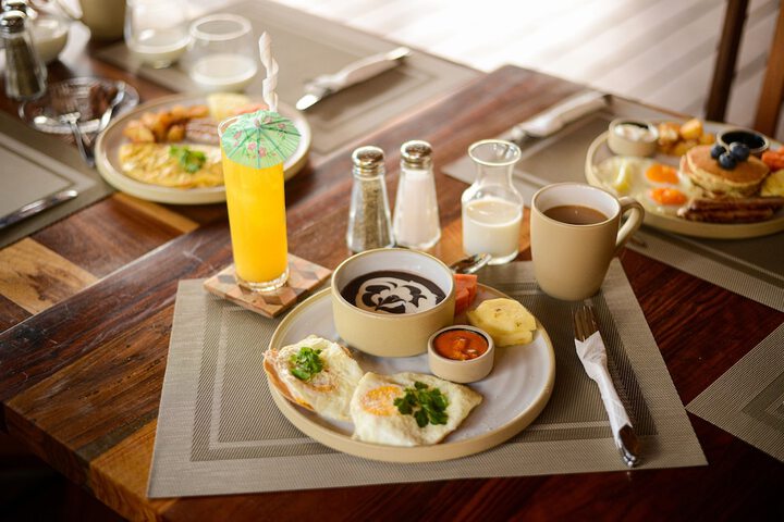Breakfast/Coffee Service 60 of 75