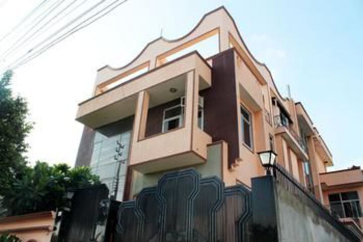 OYO Rooms Sector 49 Noida