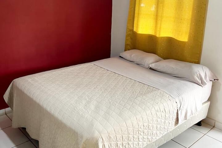 Room 6 of 32