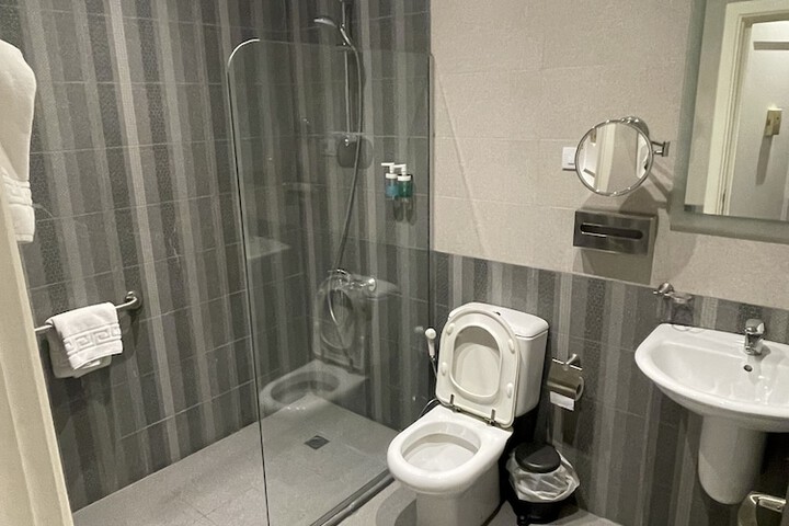 Room 45 of 47