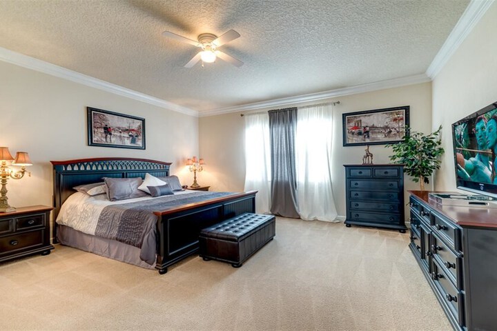 Room 12 of 42