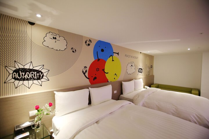 Room 30 of 60
