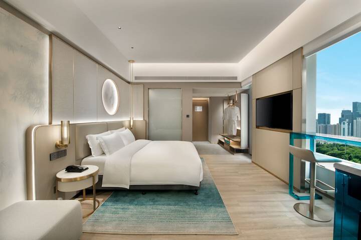 Room 18 of 81