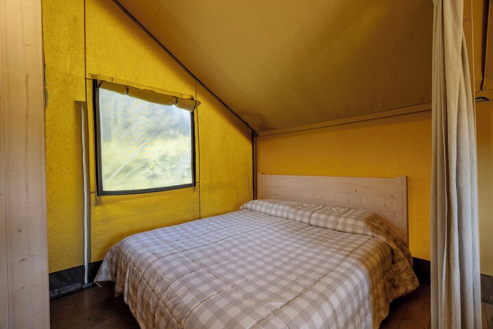 Room 14 of 70