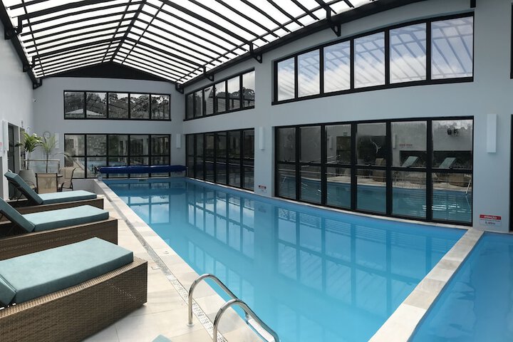 Pool 43 of 84