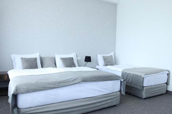 Room 11 of 51