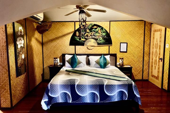 Room 9 of 65