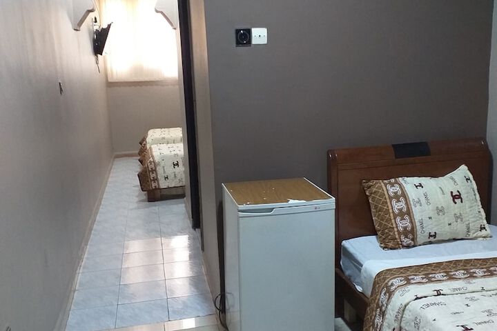 Room 3 of 14