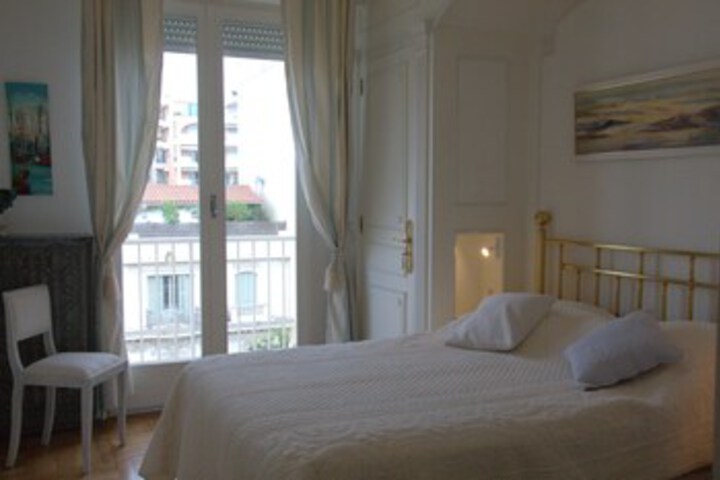 Room 17 of 20