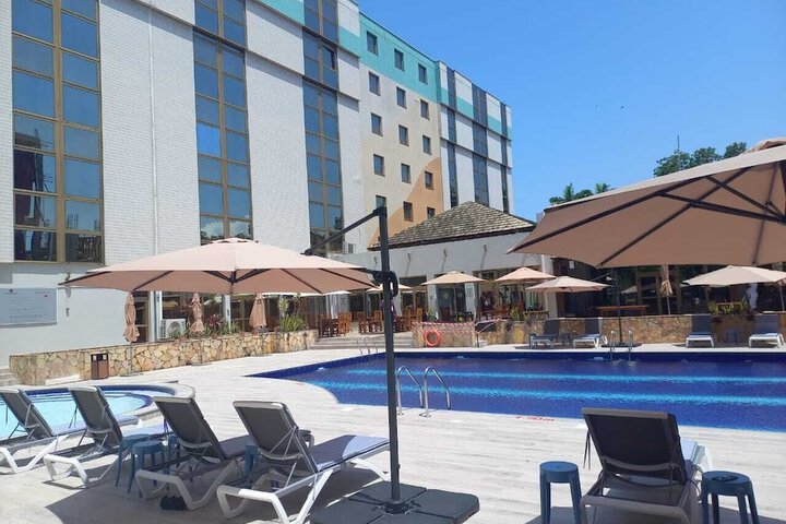 Hotel Pool