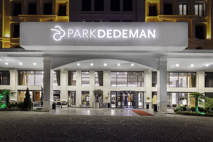 Hotel Entry