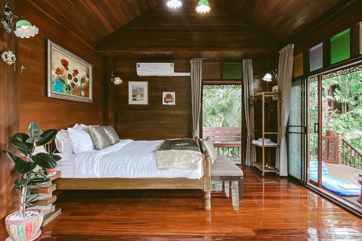 Room 16 of 51